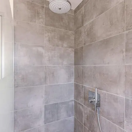 Huswell - Beautiful High Quality Duplex Apartment De Haan